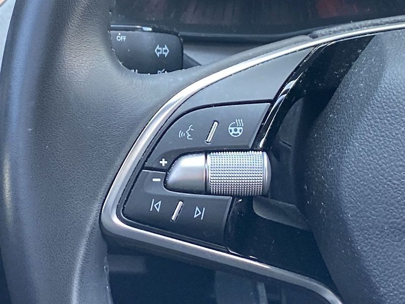 Škoda Scala (2025) 1.0 TSI Top Selection - fotka 22 z 33
