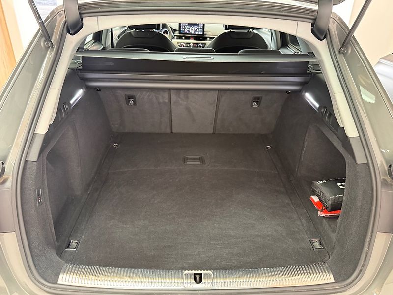 Audi A4 Allroad (2023) 3.0 TDI Quattro 210 kW - fotka 26 z 31