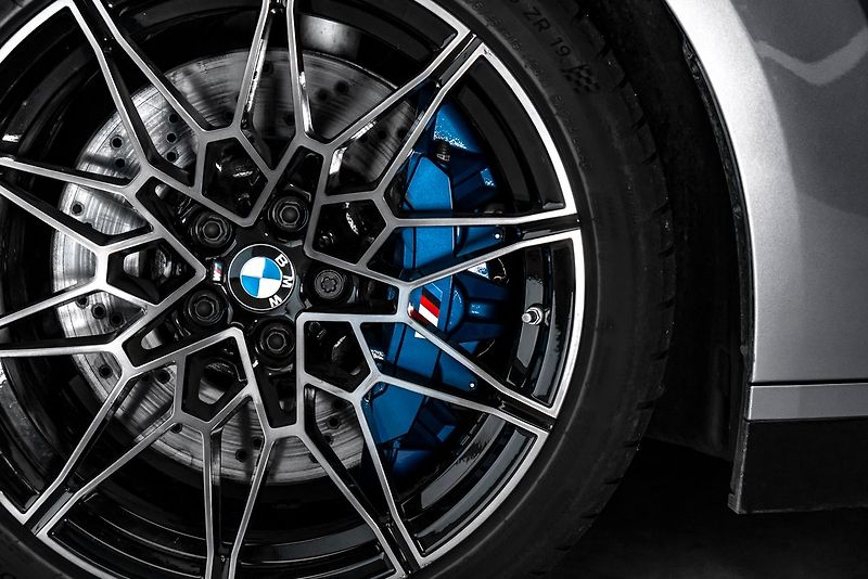 BMW M4 Coupe xDrive Competition Laser - fotka 10 z 25