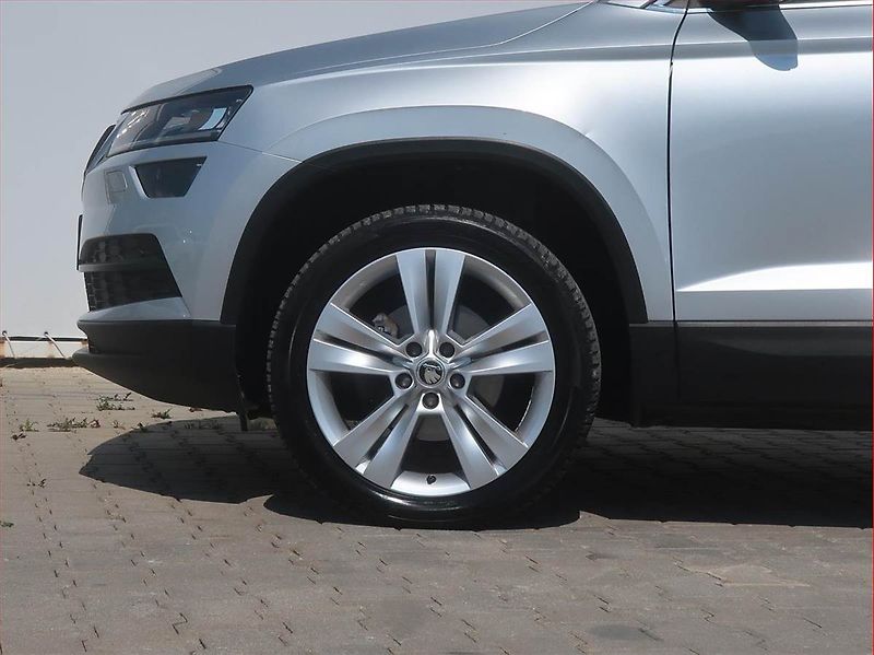 Škoda Karoq (2020) Style 1.6 TDI - fotka 15 z 20