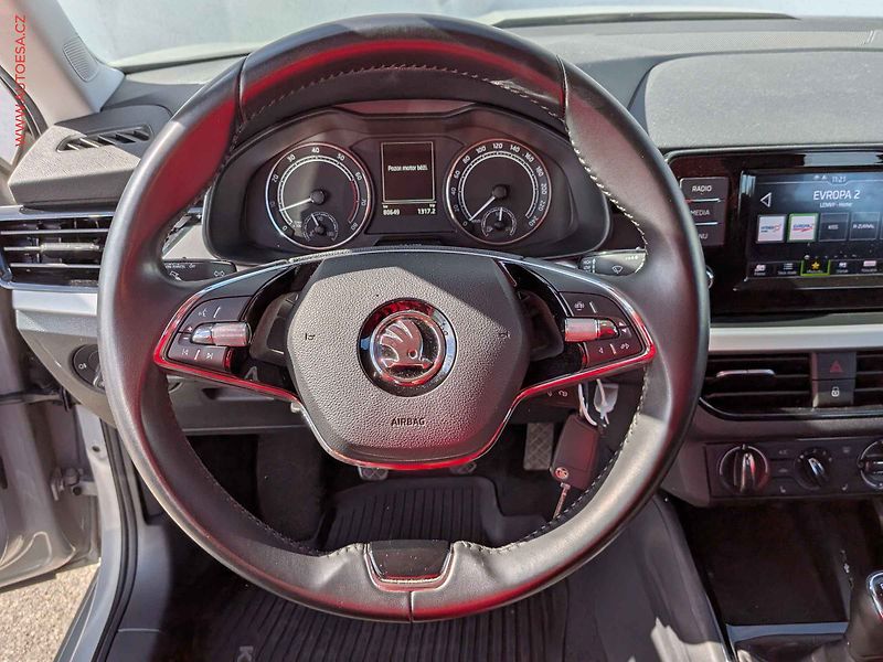 Škoda Kamiq (2021) 1.5 TSi, 1.maj,ČR, Ambition - fotka 15 z 17