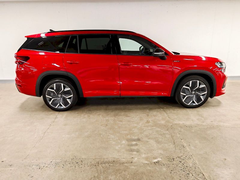 Škoda Kodiaq (2025) iV 1.5 TSI 150 kW DSG Sportlin - fotka 28 z 34