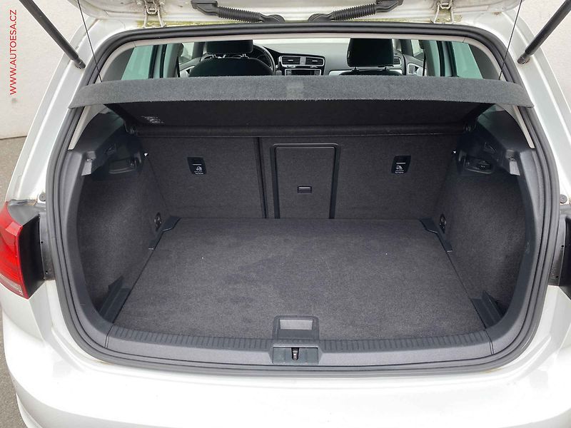 Volkswagen Golf (2014) 1.2 TSi, CUP, výhřev sed - fotka 7 z 16