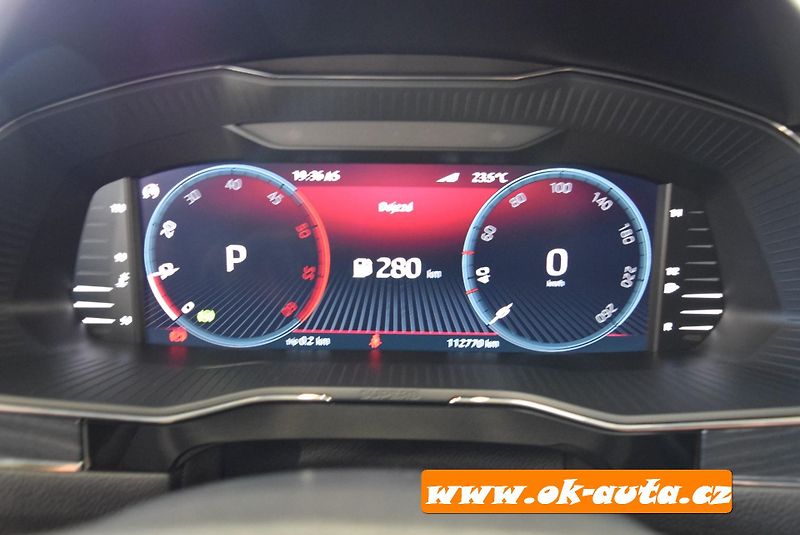 Škoda Superb 2.0 TDI STYLE MATRIX DSG    - fotka 52 z 66