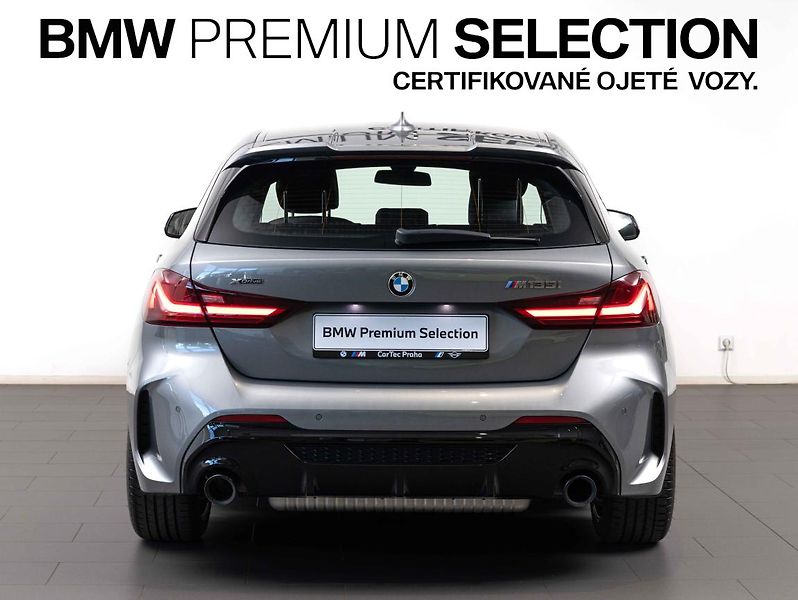 BMW Řada 1 M135i xDrive - fotka 4 z 22
