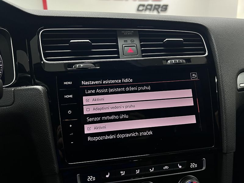 Volkswagen Golf GTI TCR, 2.0 TSI 213 kW - fotka 34 z 46