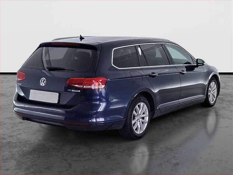 Volkswagen Passat (2015) Comfortline 2.0 TDI, Automat - fotka 5 z 21