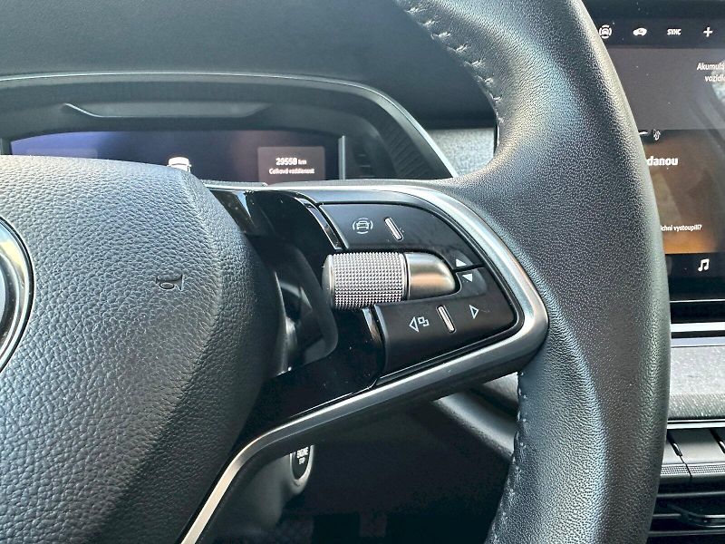 Škoda Octavia (2024) 1.5 TSI 110kW MHEV Top Selecti - fotka 11 z 24