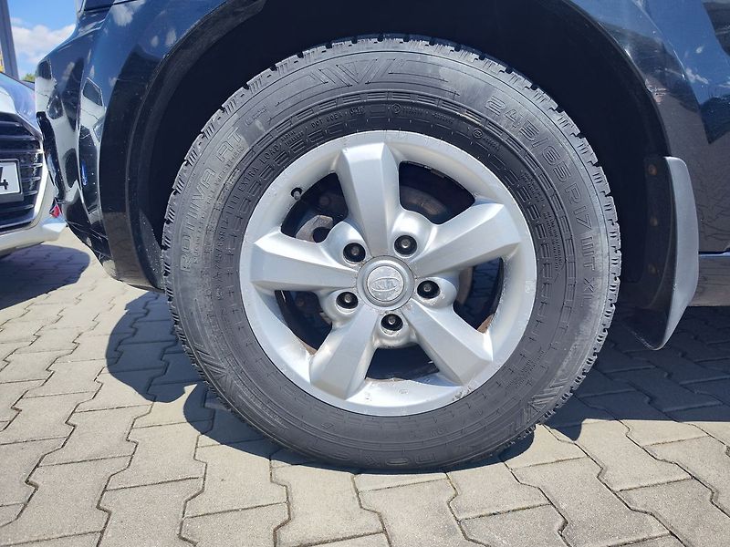 Kia Sorento 2.5 CRDi/125kW 4x4, ČR - fotka 24 z 24