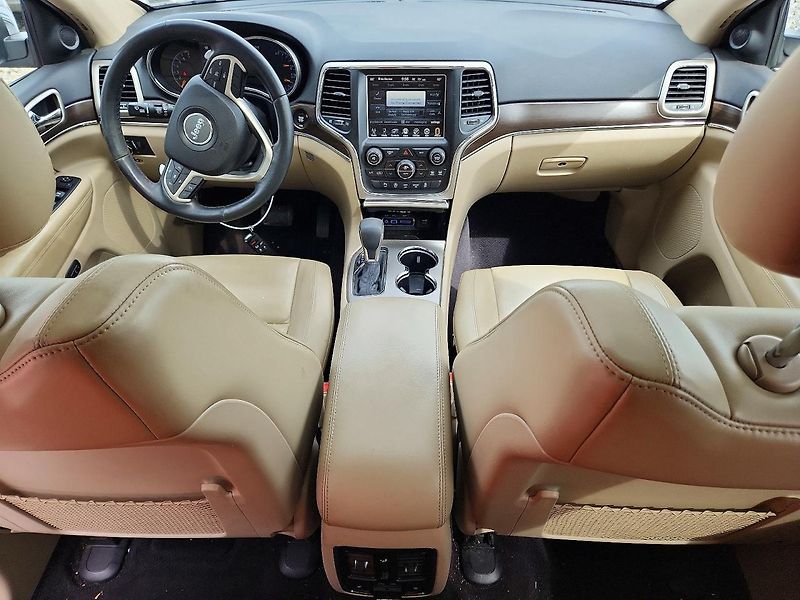 Jeep Grand Cherokee (2016) LIMITED - fotka 8 z 12