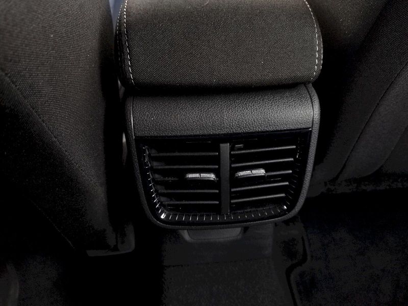Škoda Fabia (2025) Selection 1,0 Tsi 70 kw - fotka 25 z 35