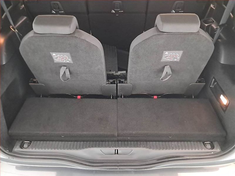 Citroën C4 Picasso (2014) 1.6 HDi, Automat, 7 míst, Navi - fotka 14 z 20