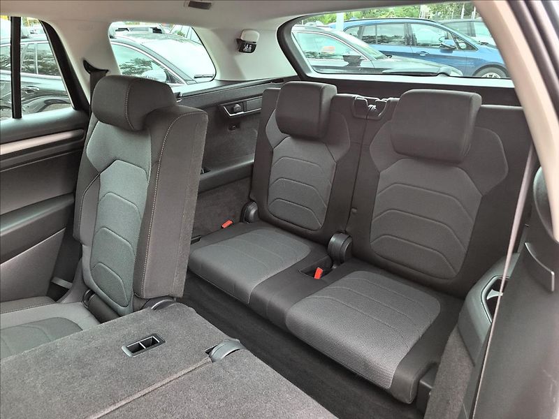 Škoda Kodiaq 1,5 TSI,DSG,7míst,navi,výhřev - fotka 15 z 50