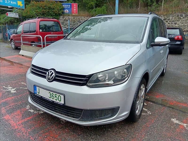 Volkswagen Touran 1,2 TSi  Comfortline - fotka 3 z 24