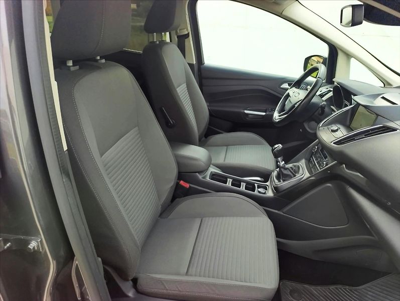 Ford C-MAX 1,5 TDCi Kamera Navi Tempomat - fotka 27 z 34