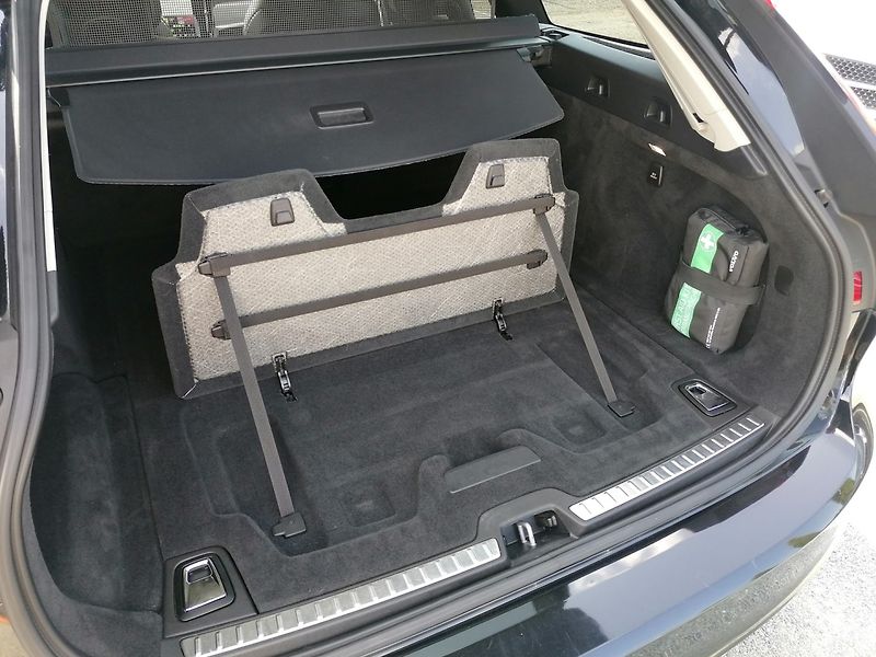 Volvo V90 (2022) 2.0 B4 MHEV Kůže A/T - fotka 24 z 33