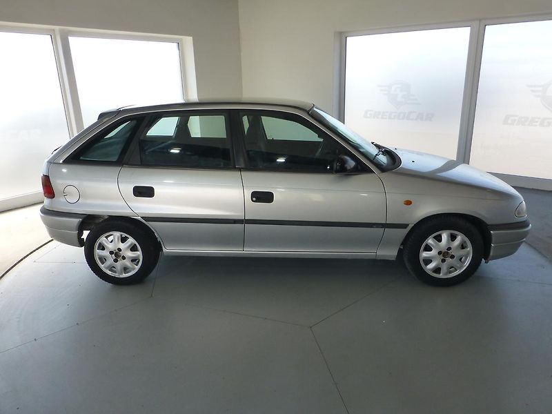 Opel Astra (1998) 1,4I**KLIMATIZACE**NOVÁ SPOJKA - fotka 4 z 24