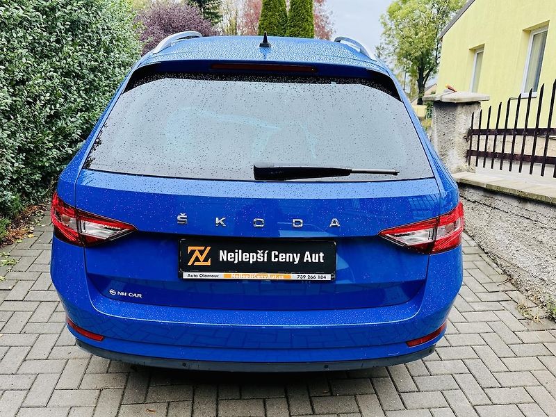 Škoda Superb (2022) 2.0 Tdi 147kW 4x4 STYLE DSG ČR - fotka 16 z 20