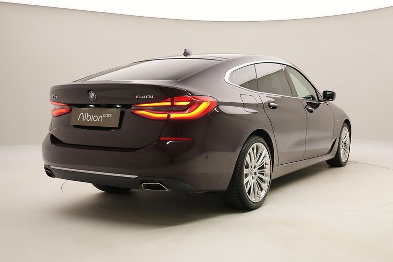 BMW Řada 6 640i GT Luxury Line REZERVACE - fotka 12 z 71