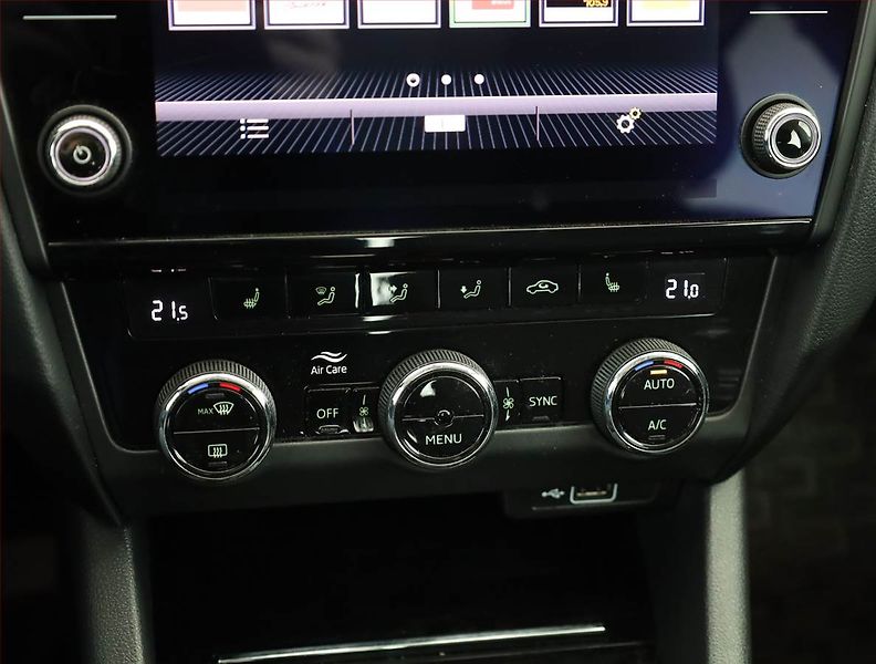 Škoda Octavia (2019) Style 1.5 TSI, Automat - fotka 17 z 19