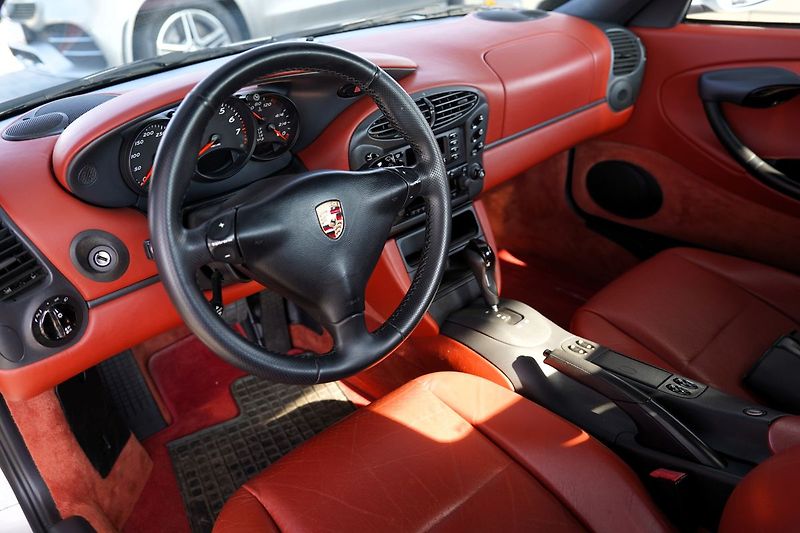 Porsche Boxster 2.5i/205PS/hardop/54.000 km !! - fotka 15 z 17
