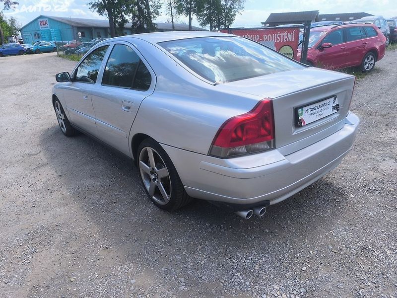 Volvo S60 220KW,4X4,MANUÁL,SERVISKA,CENA - fotka 5 z 23