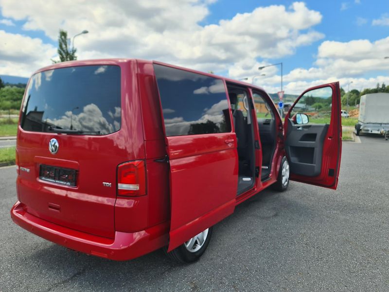 Volkswagen Multivan T5 2.0 TDi 103-KW KLIMA 7-MÍST - fotka 12 z 42