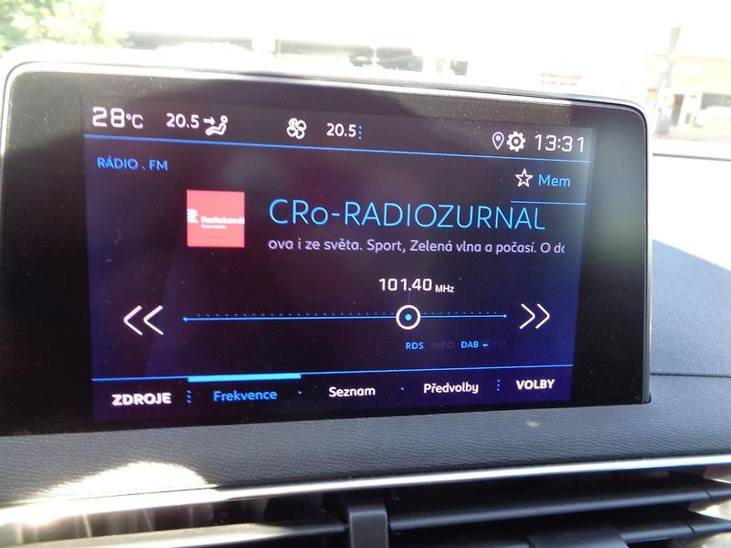 Peugeot 5008 (2021) 1.2 96kW AUTOMAT,KOUPENO ČR - fotka 12 z 16