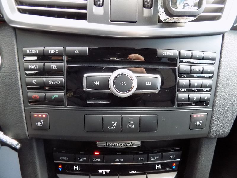 Mercedes-Benz Třídy E (2011) E 300CDI/bi-xenon/Avantgarde/ - fotka 29 z 36