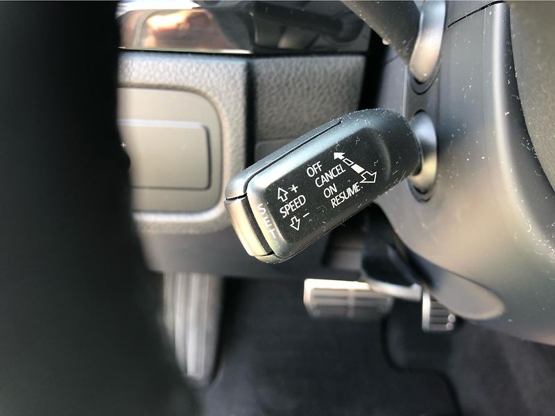 Volkswagen Touareg 3,0TDi 180kW - fotka 17 z 30