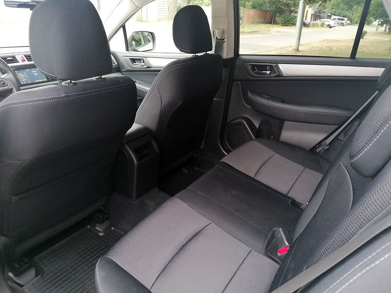 Subaru Outback (2015) 2.0D Comfort Navi CVT MY2015 - fotka 8 z 10