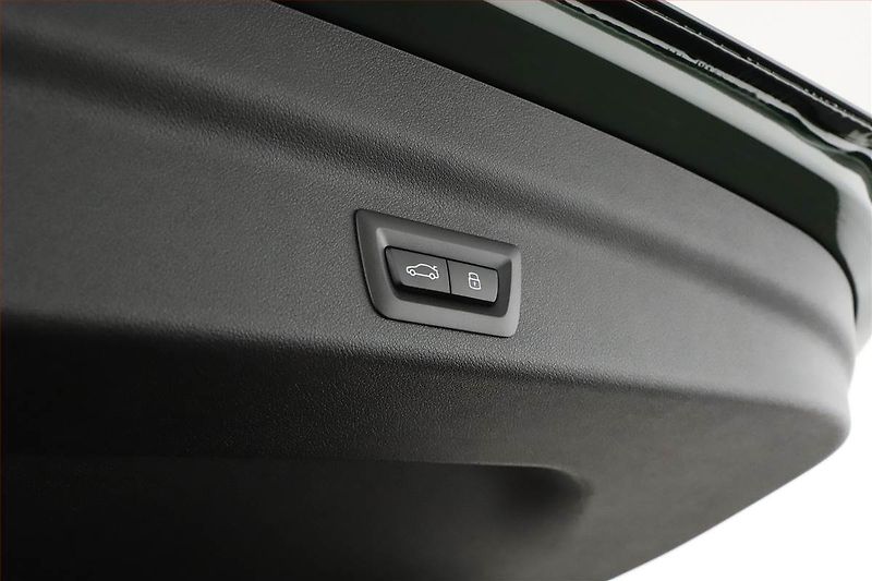 BMW X1 (2025) sDrive18i, XLine Edition - fotka 17 z 17