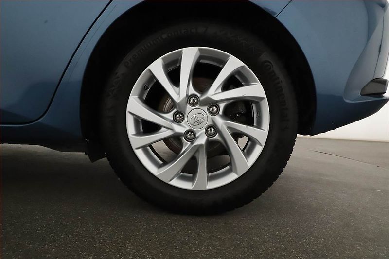 Toyota Auris (2017) 1.6 Valvematic, ČR,1.maj - fotka 20 z 20