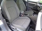 Volkswagen Golf 1.5 eTSI DSG Life 110 kW - náhled 21