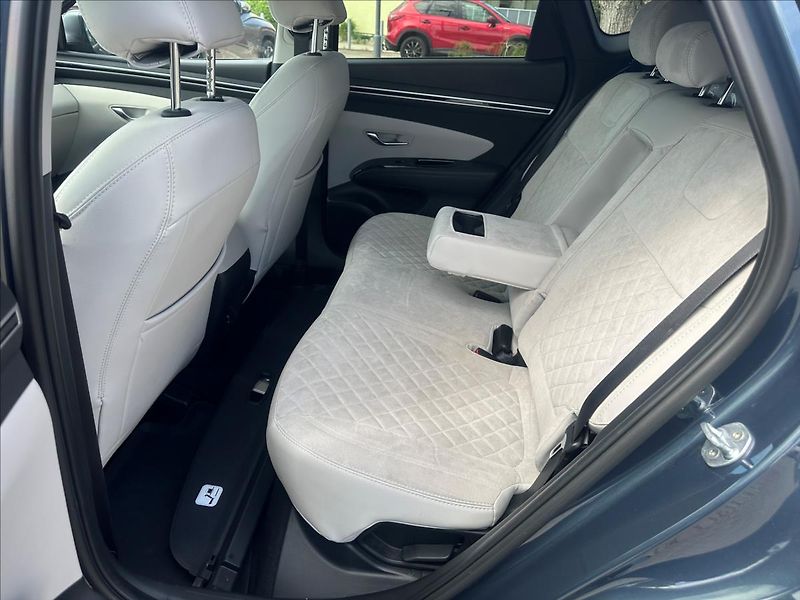 Hyundai Tucson 1,6 T-GDi MHEV 4WD SMART NAVI - fotka 9 z 27