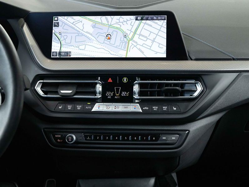 BMW Řada 1 M135i xDrive - fotka 14 z 22