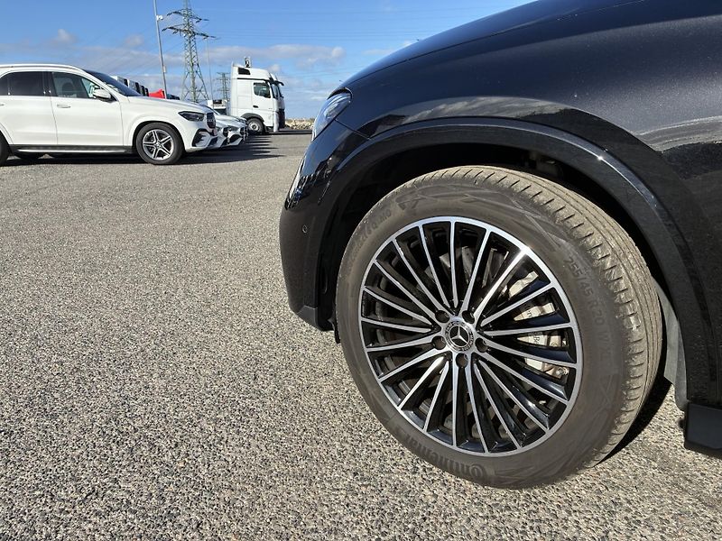 Mercedes-Benz GLC (2025) 220d 4MATIC - fotka 12 z 14