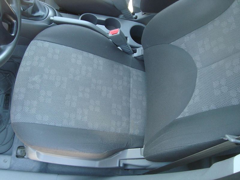 Kia Rio (2011) 1,4CVVT - fotka 10 z 17
