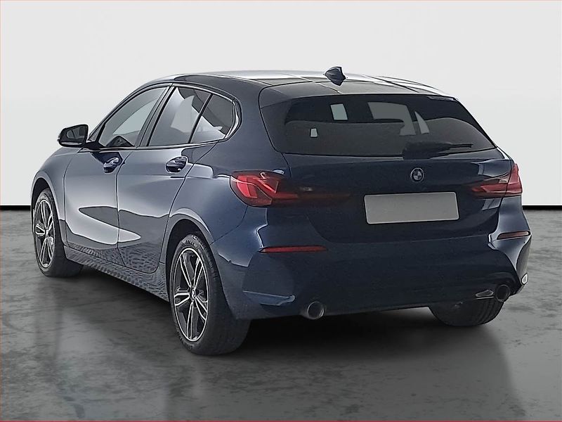 BMW Řada 1 (2023) M Sport 120i - fotka 4 z 24