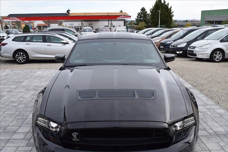 Ford Mustang 5,8 SHELBY GT500 485KW EU VERZ - fotka 3 z 43