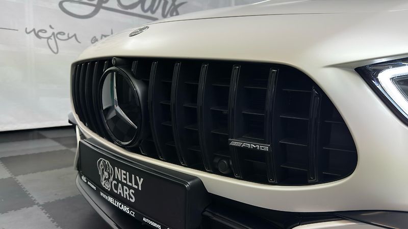 Mercedes-Benz AMG GT AMG GT 63 S 4MATIC+ - fotka 17 z 59