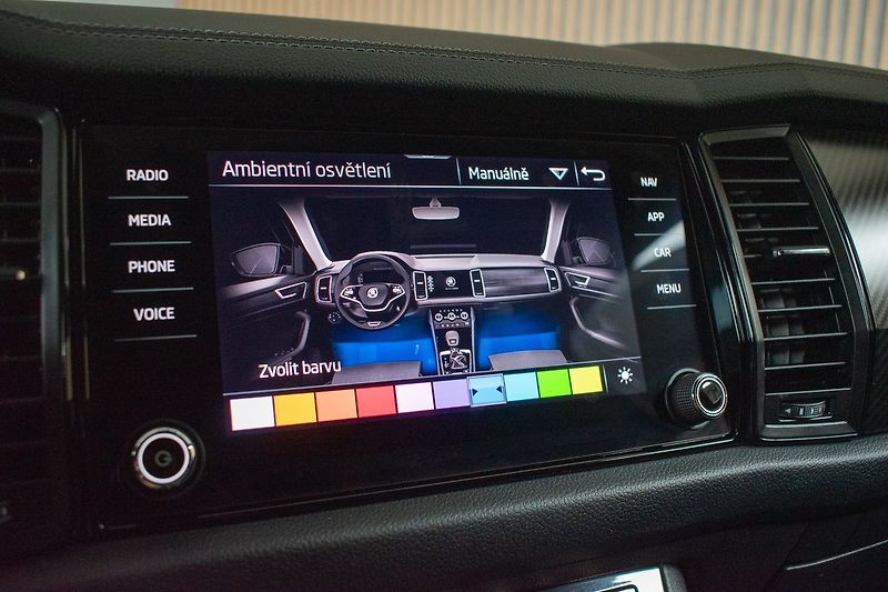 Škoda Kodiaq 2.0TDI Sportline4x4*DSG*ČR*DPH - fotka 35 z 47