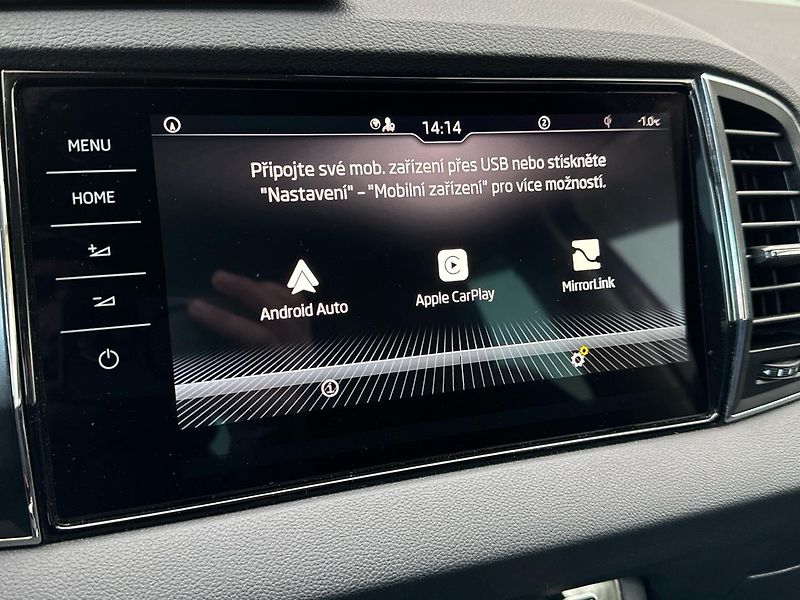 Škoda Karoq 2,0TDi 110kW BUSINESS - fotka 22 z 25