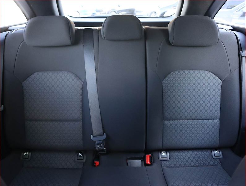 Kia Ceed (2024) Spin 1.5 T-GDI - fotka 10 z 23