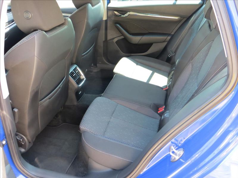 Škoda Octavia 2,0 TDI 110kW STYLE Navi ČR - fotka 25 z 26