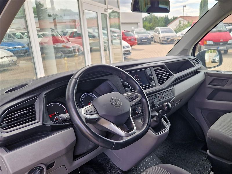 Volkswagen T6.1 2,0 TDI CAMPING VESTAVBA 4MÍST - fotka 28 z 41