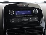 Renault Clio (2017) 1.2 16V, Tempomat - náhled 12