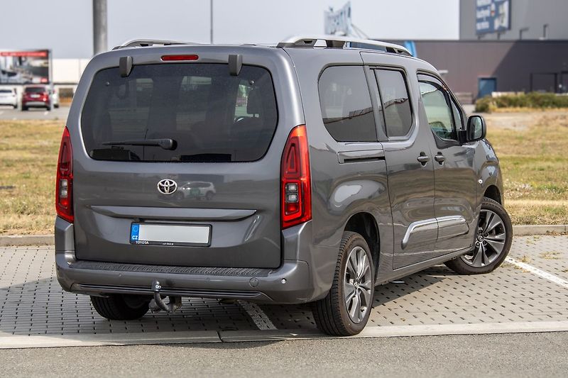 Toyota ProAce City Verso 2020 AT 96kW - fotka 4 z 31