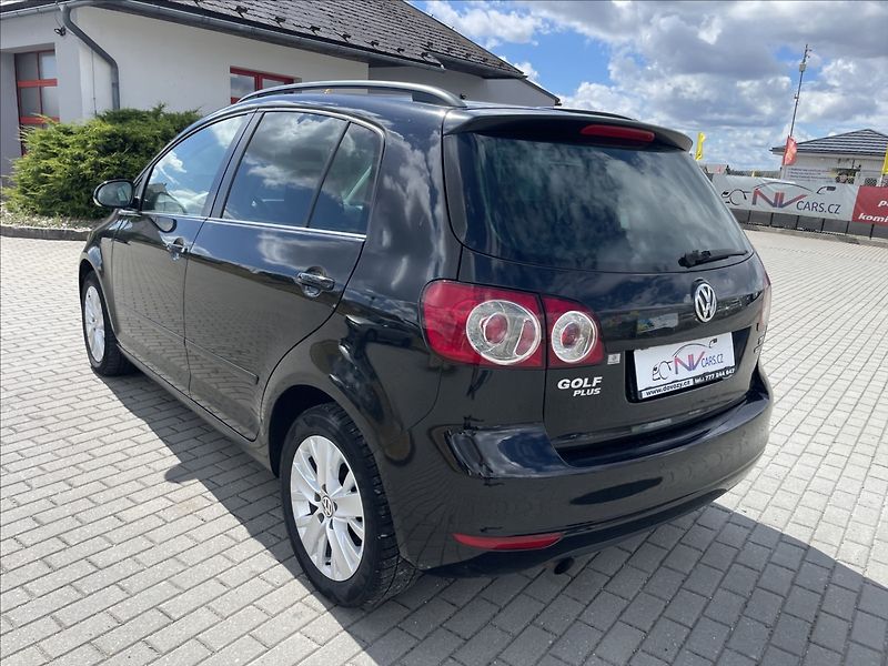 Volkswagen Golf Plus 1,6 TDi 77kw LIFE Klima Tempom - fotka 3 z 34