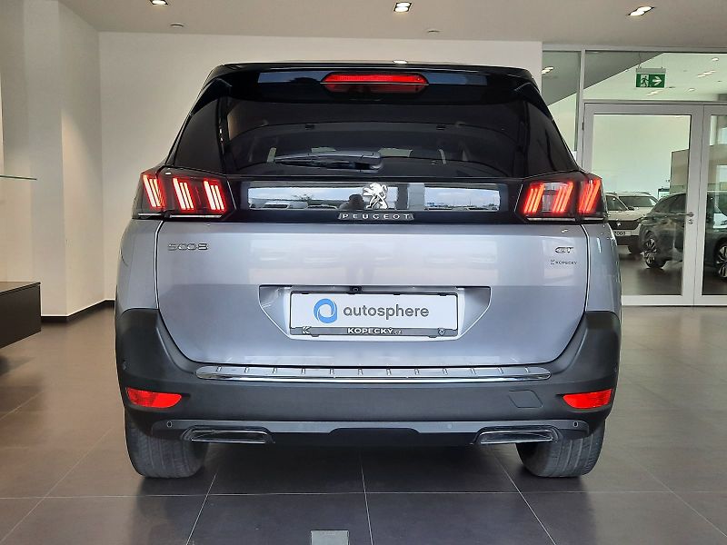 Peugeot 5008 (2023) GT 1.5 BlueHDi 130k EAT8 - fotka 7 z 11